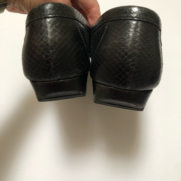 Stuart Weitzman python loafers Size: 7.5 - Picture 5 of 8